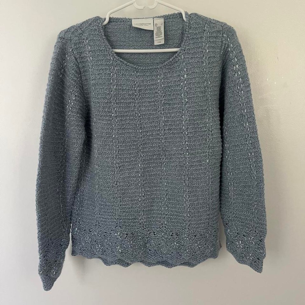Liz Claiborne cottage core light blue knit sweater size small